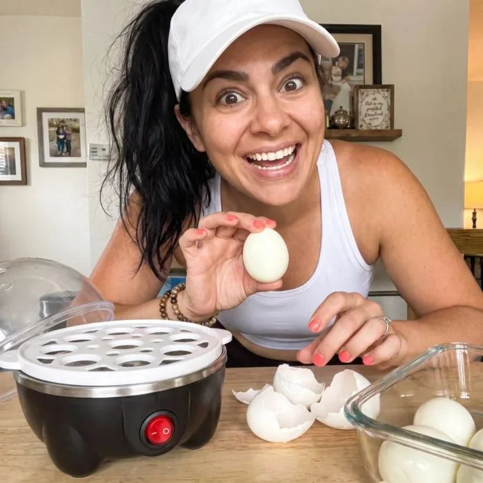 Home cook with the Joyhnny Egg Cooker